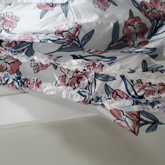 Cute top (NWOT) - Picture 6 of 7